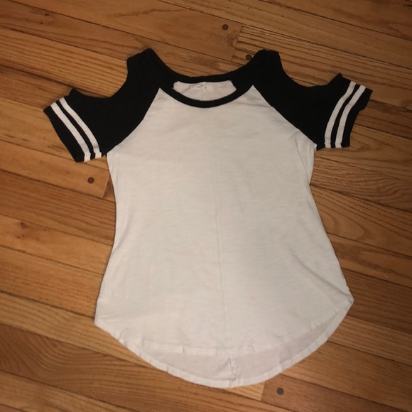 Maurices Shoulderless Tee - Picture 1 of 5